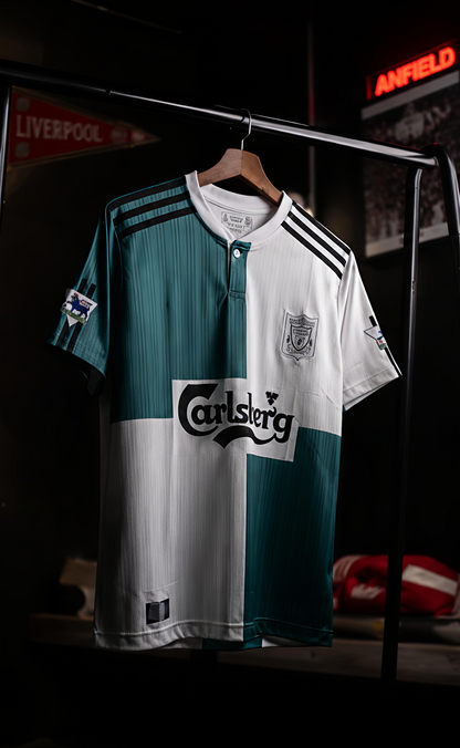 Liverpool 1995-96 Away Kit Button Type Half Sleeve